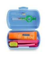 Curaprox Travel Set Blue, zestaw podróżny, szczoteczka CS5460 + pasta brzoskwiniowa, 10ml + szczoteczki międzyzębowe, 2 sztuki, 1 zestaw