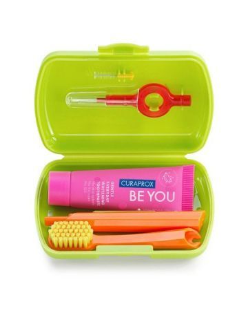 Curaprox Travel Set Green, zestaw podróżny, szczoteczka CS5460 + pasta arbuzowa, 10ml + szczoteczki międzyzębowe, 2 sztuki, 1 zestaw