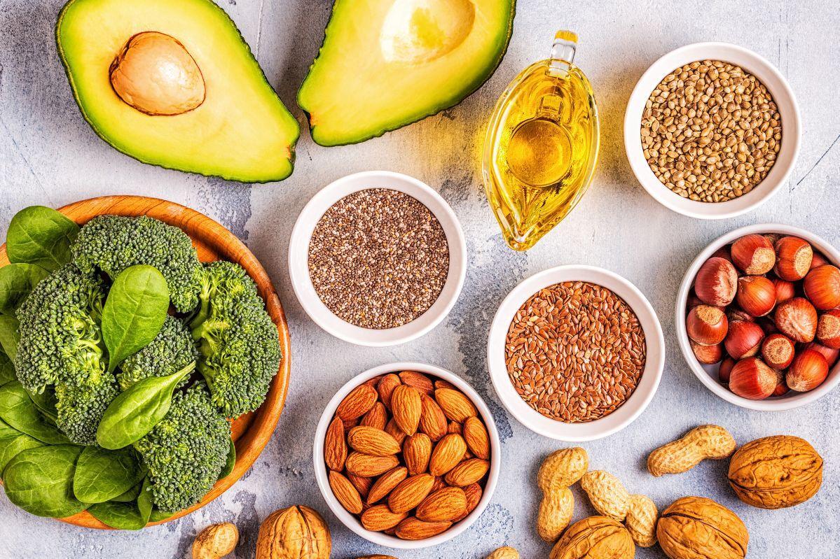 Czym są kwasy tłuszczowe omega-3 i jak dbać o ich odpowiedni poziom?