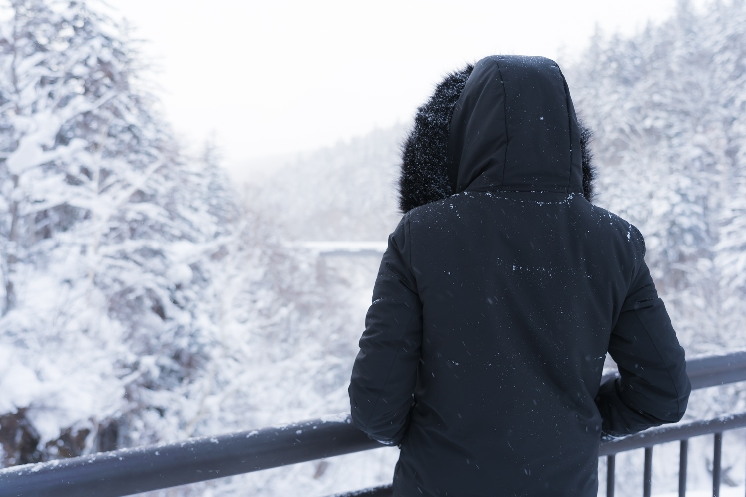 Depresja zimowa – jak rozpoznać obniżony nastrój i zadbać o zdrowie psychiczne?