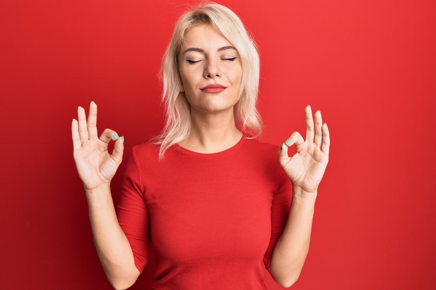 Jak naturalnie wspierać równowagę hormonalną?