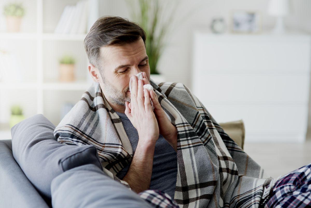 Przeziębienie, grypa czy Covid? Sprawdź, jak odróżnić objawy!