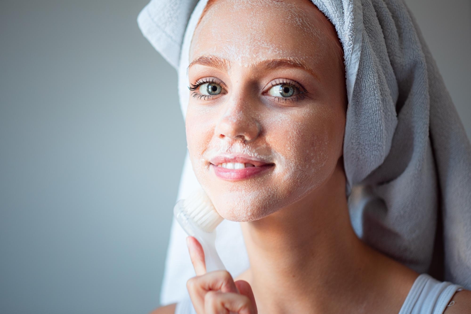 Rozszerzone pory na twarzy - jak je zwalczać?