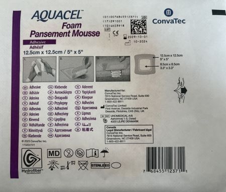 Opatrunek piankowy, Aquacel Foam, przylepny, jałowy, 12,5cmx12,5cm, 1 sztuka